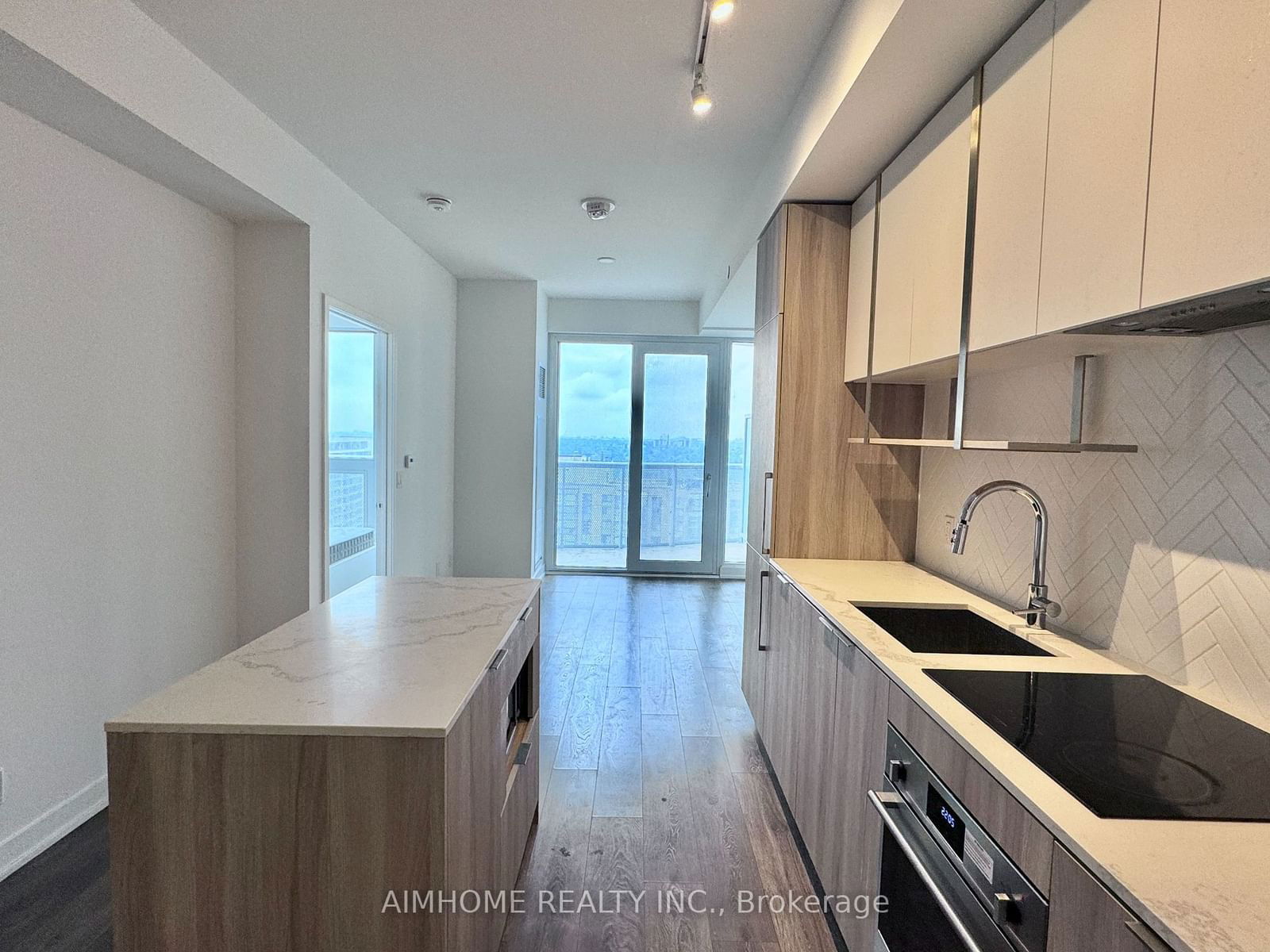 15 Holmes Ave, unit 1903 for rent - image #3