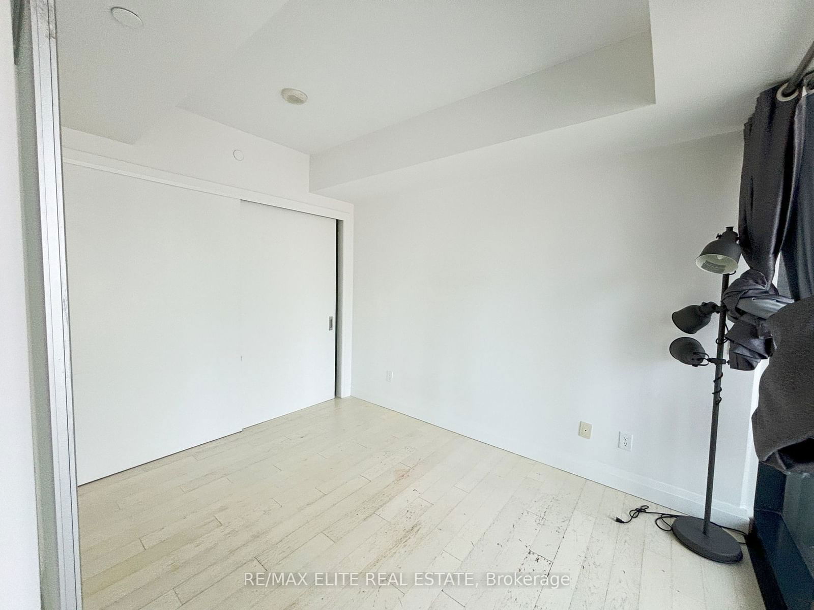 224 King St, unit 703 for rent - image #9