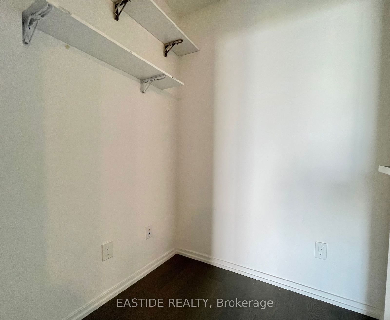 8 Hillsdale Ave E, unit 1043 for rent - image #9