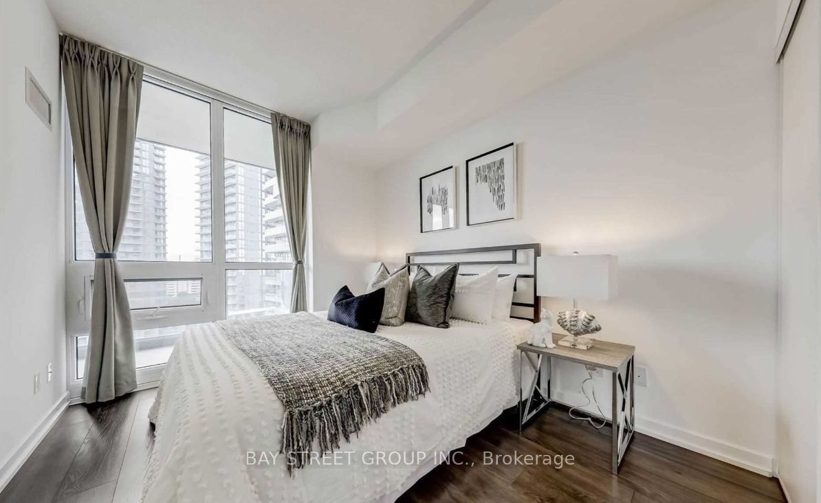 56 Forest Manor Rd, unit 1102 for rent - image #7