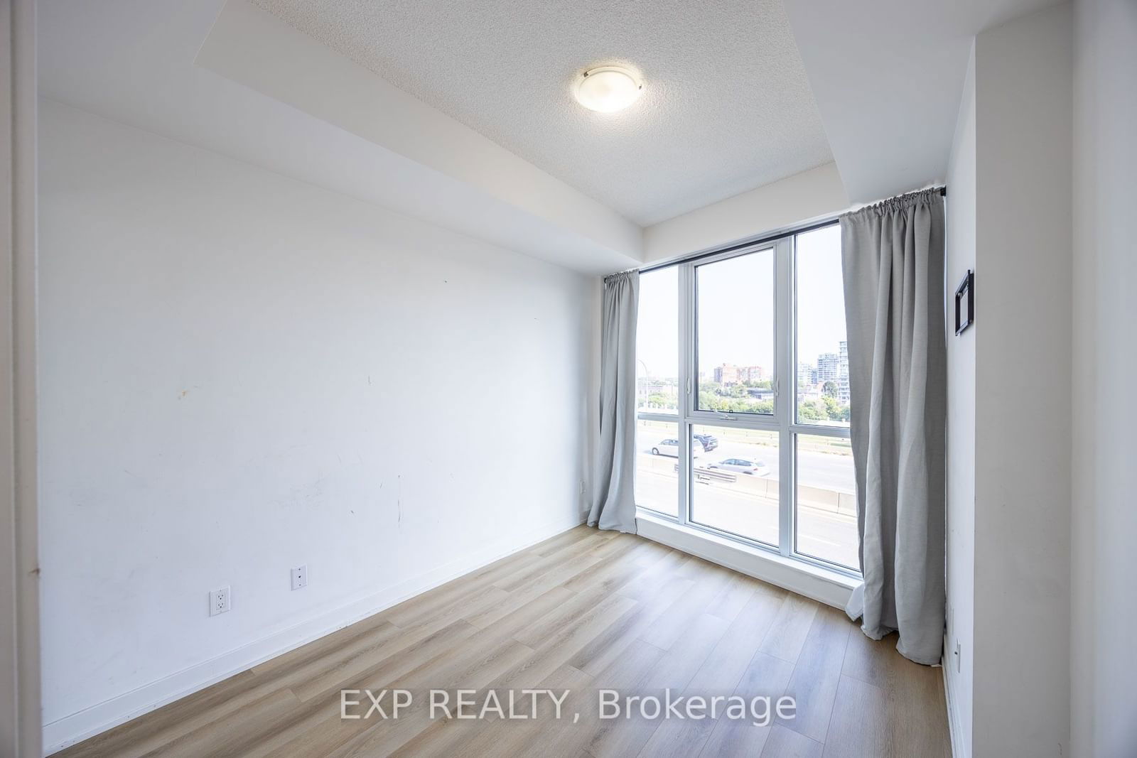 50 BRUYERES Mews, unit 902 for rent - image #14