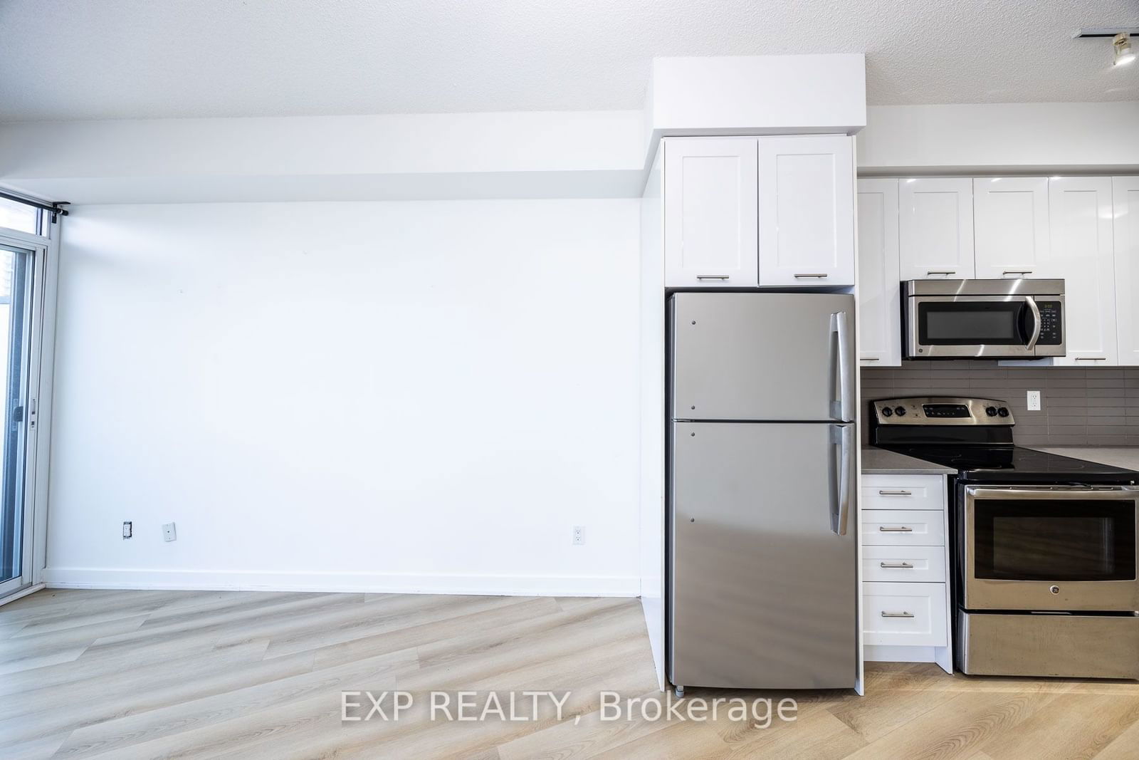 50 BRUYERES Mews, unit 902 for rent - image #18