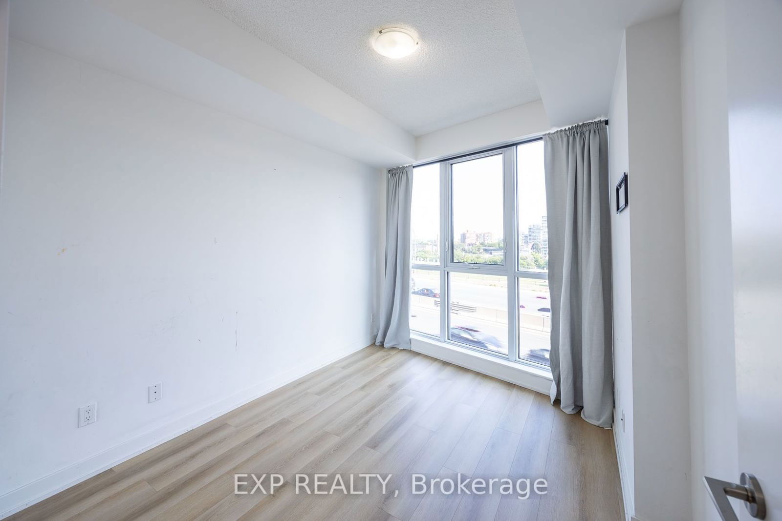 50 BRUYERES Mews, unit 902 for rent - image #29