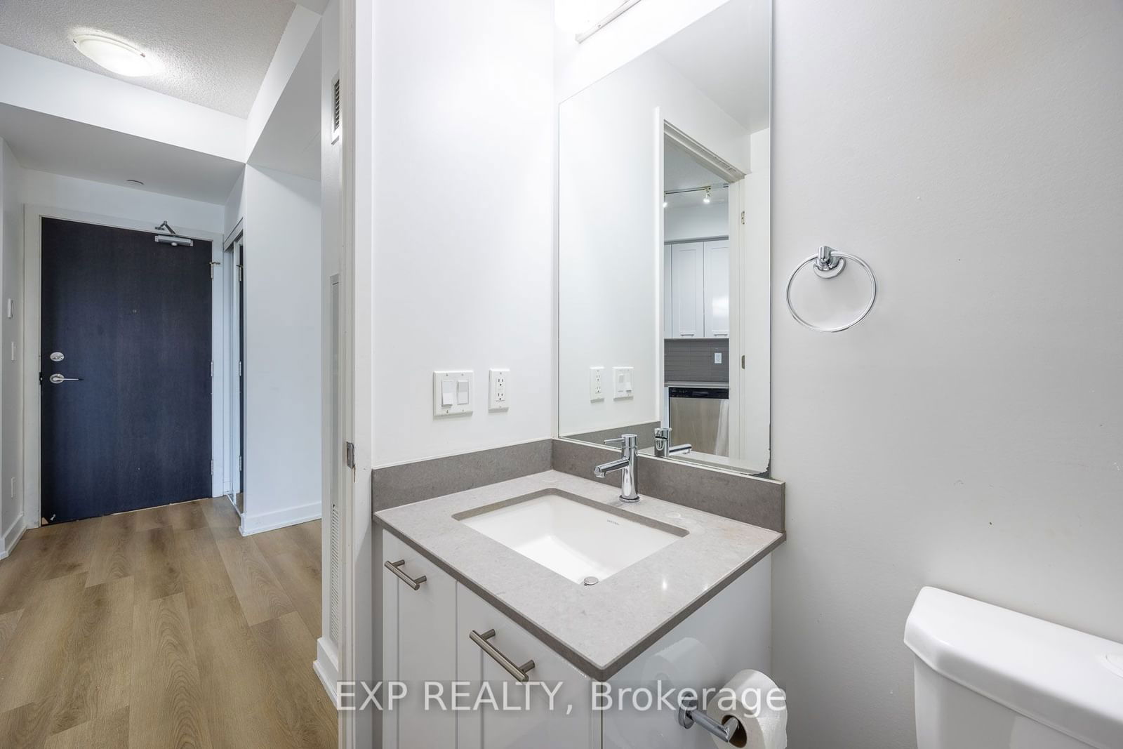 50 BRUYERES Mews, unit 902 for rent - image #5