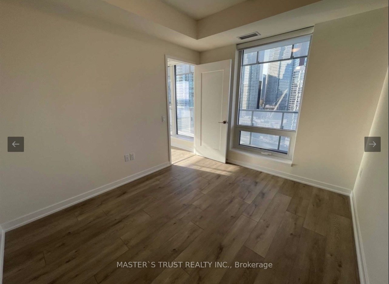 28 Freeland St, unit 1104 for rent - image #4