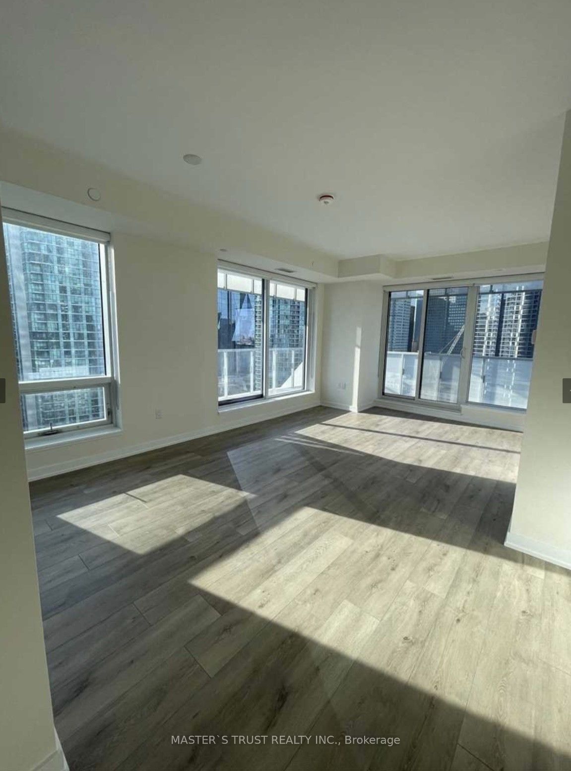 28 Freeland St, unit 1104 for rent