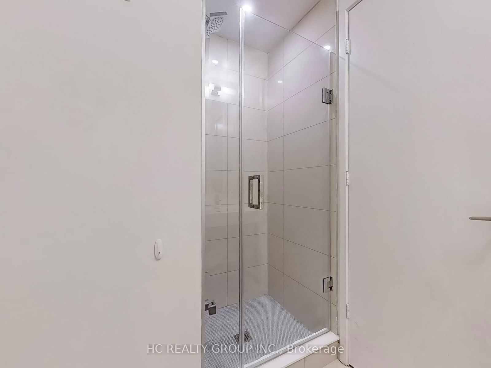 1 Yorkville Ave, unit 2902 for sale - image #19