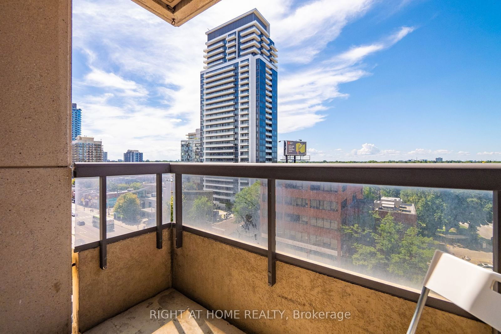 5 Northtown Way, unit 702 for sale - image #39