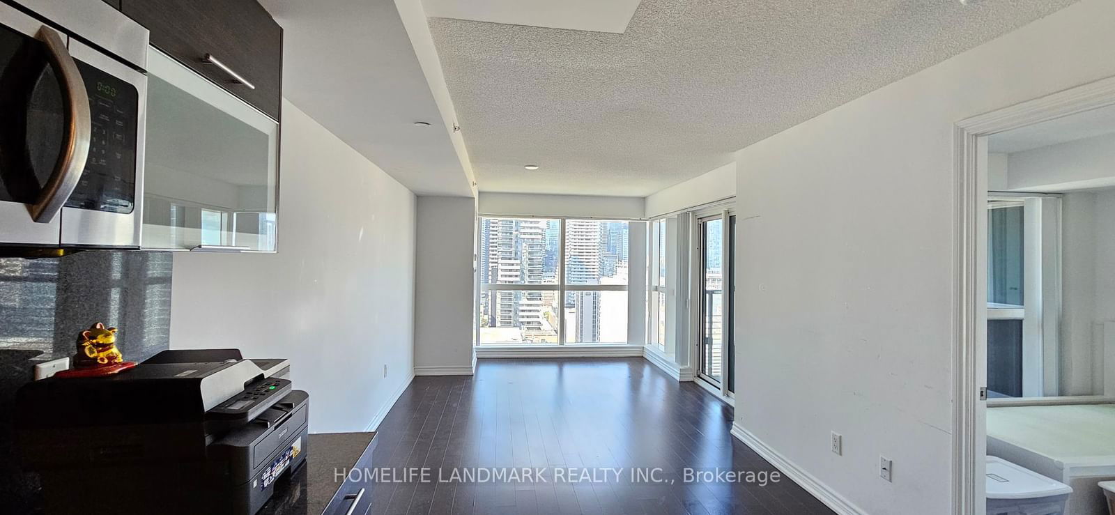 386 Yonge St St, unit 2520 for rent - image #10