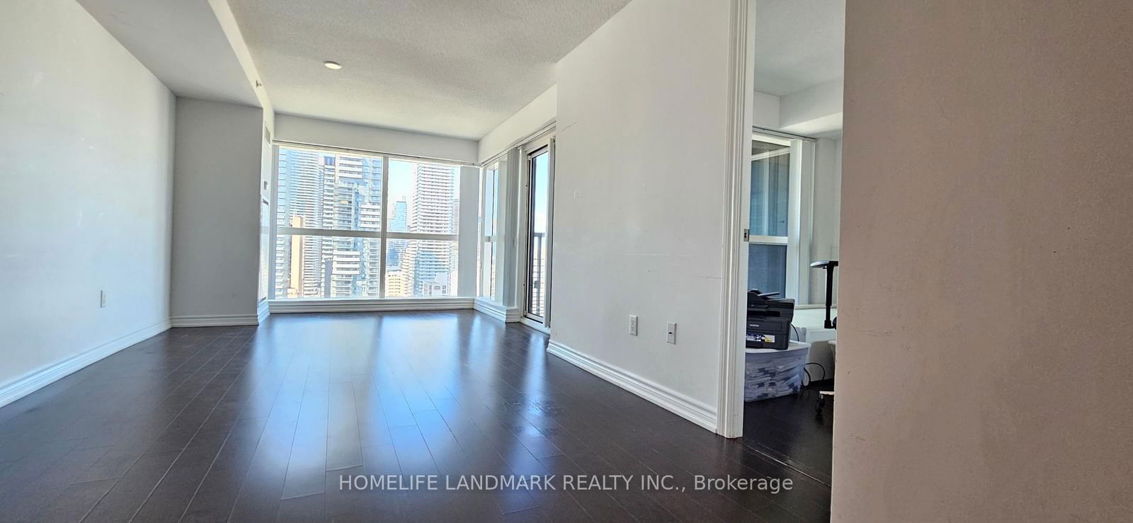 386 Yonge St St, unit 2520 for rent - image #7