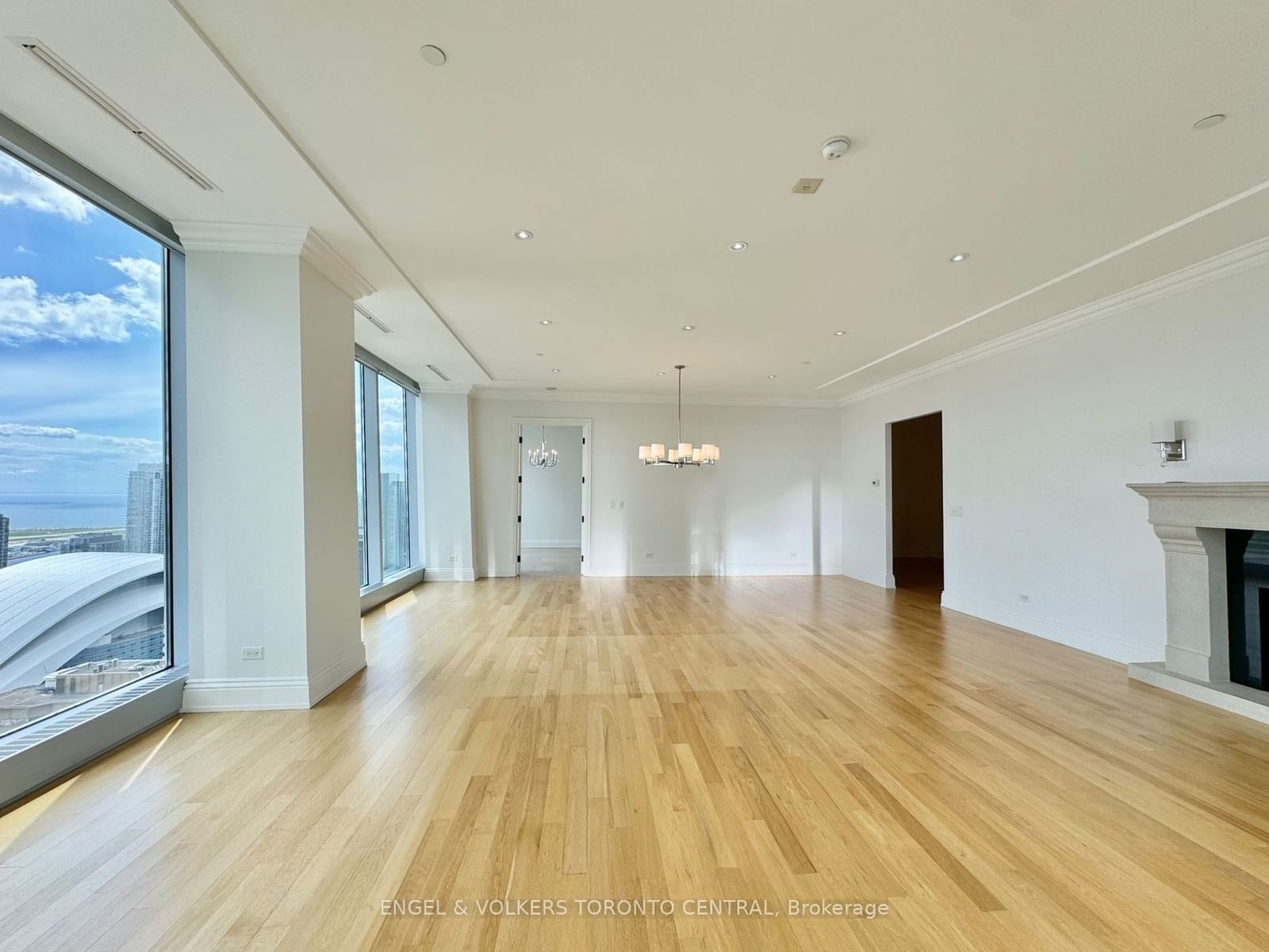 183 Wellington St W, unit 3404 for rent - image #7