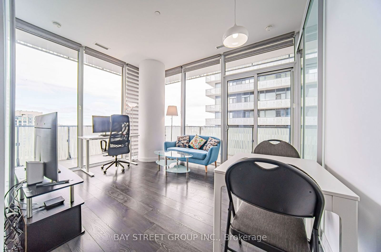 42 Charles St E, unit 2908 for sale - image #2