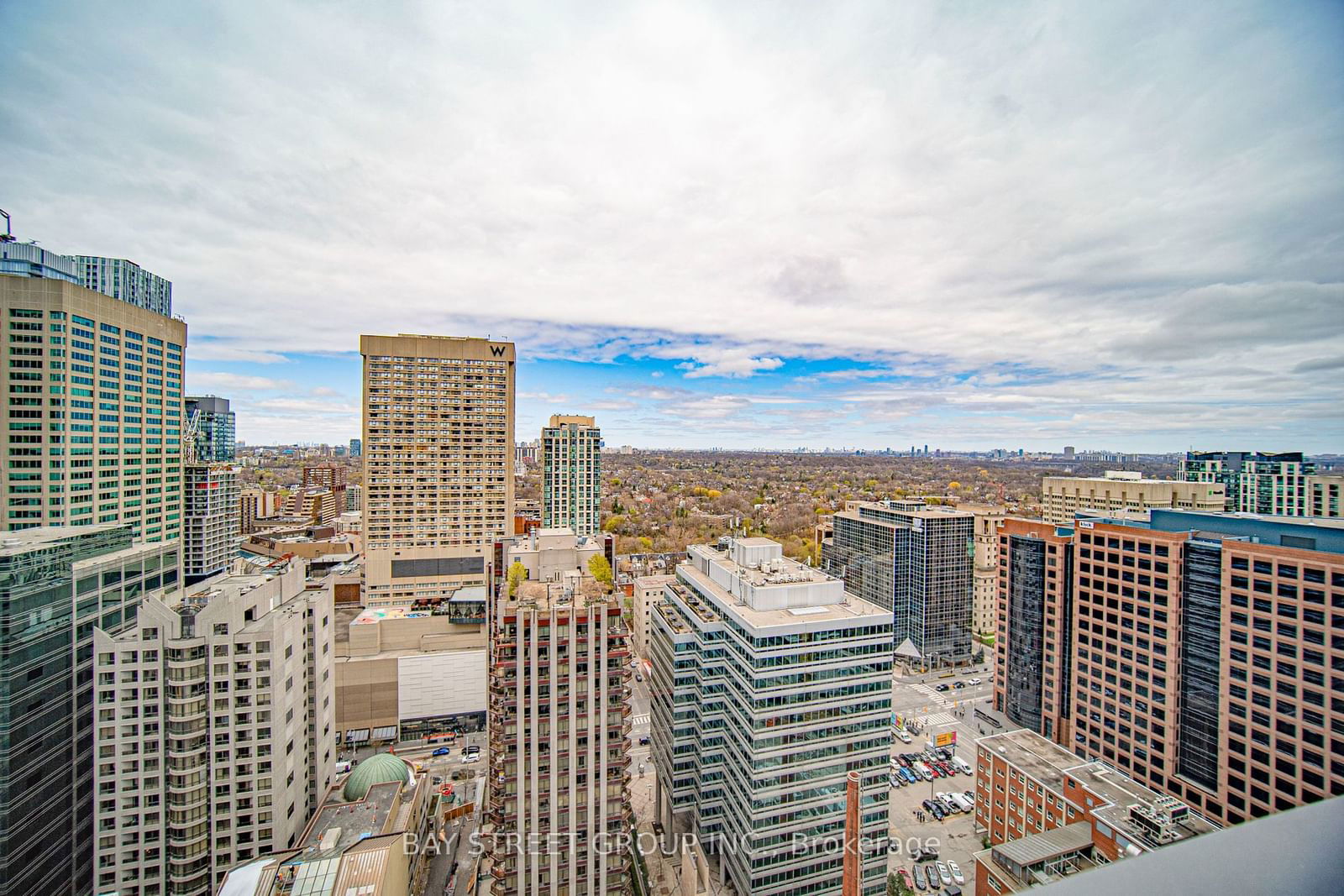 42 Charles St E, unit 2908 for sale