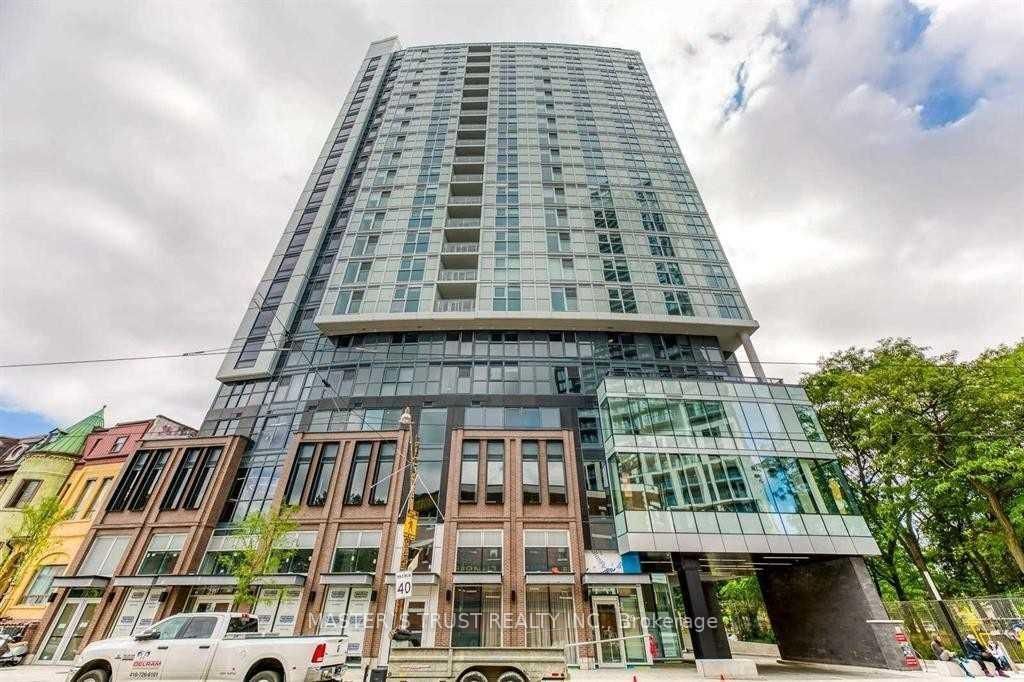 219 Dundas St E, unit 1511 for rent - image #1