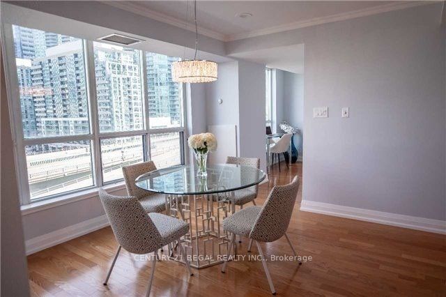 228 Queens Quay W, unit 816 for rent - image #6