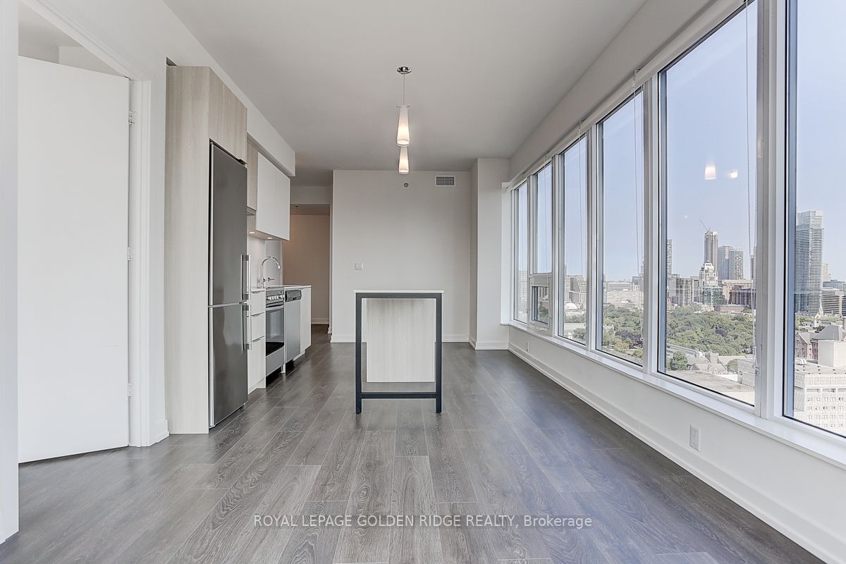 203 College St, unit 2708 for rent - image #13