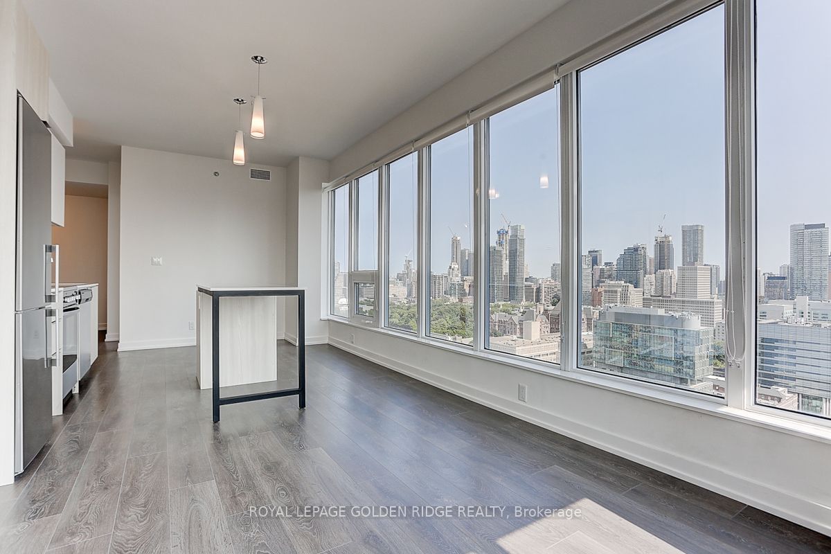 203 College St, unit 2708 for rent - image #14