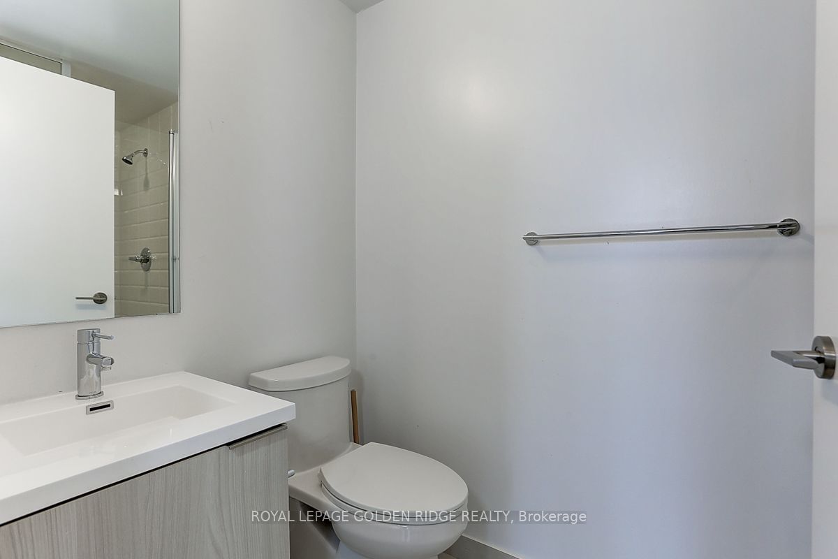 203 College St, unit 2708 for rent - image #23