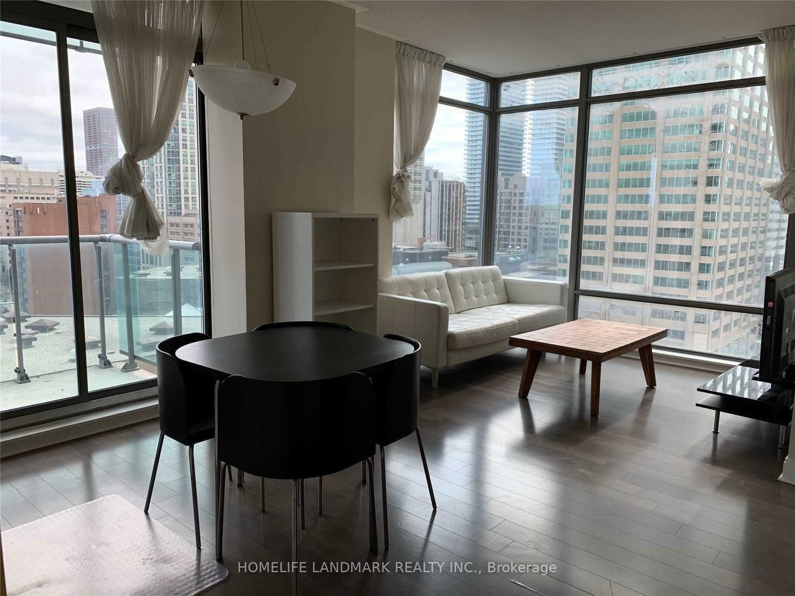 18 Yorkville Ave, unit 1602 for rent - image #8