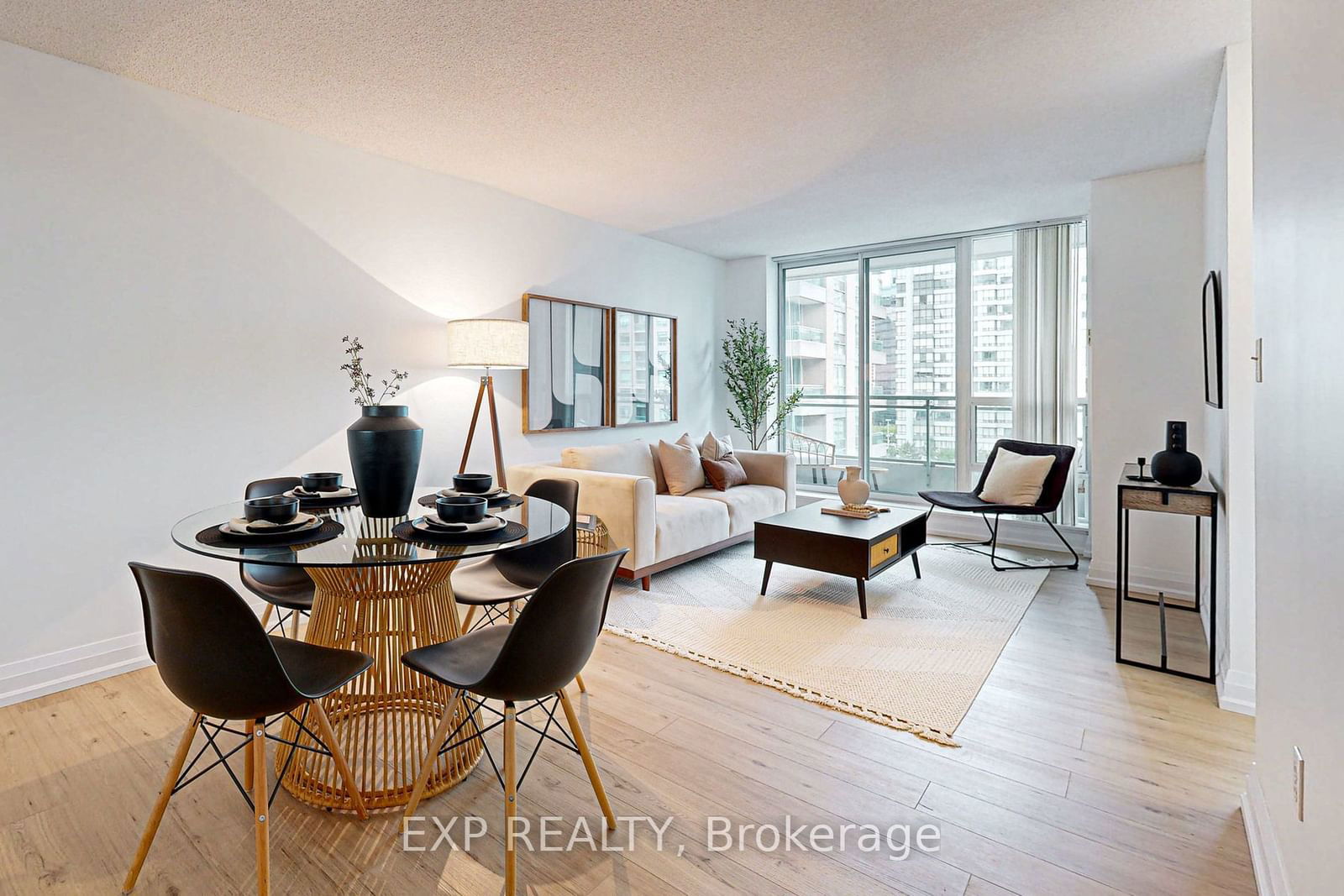 3 Pemberton Ave, unit 805 for sale - image #10