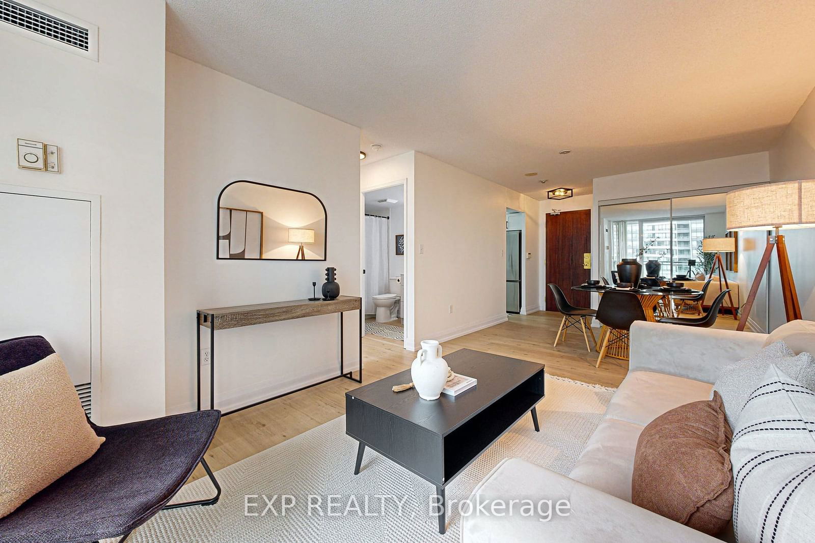 3 Pemberton Ave, unit 805 for sale - image #21