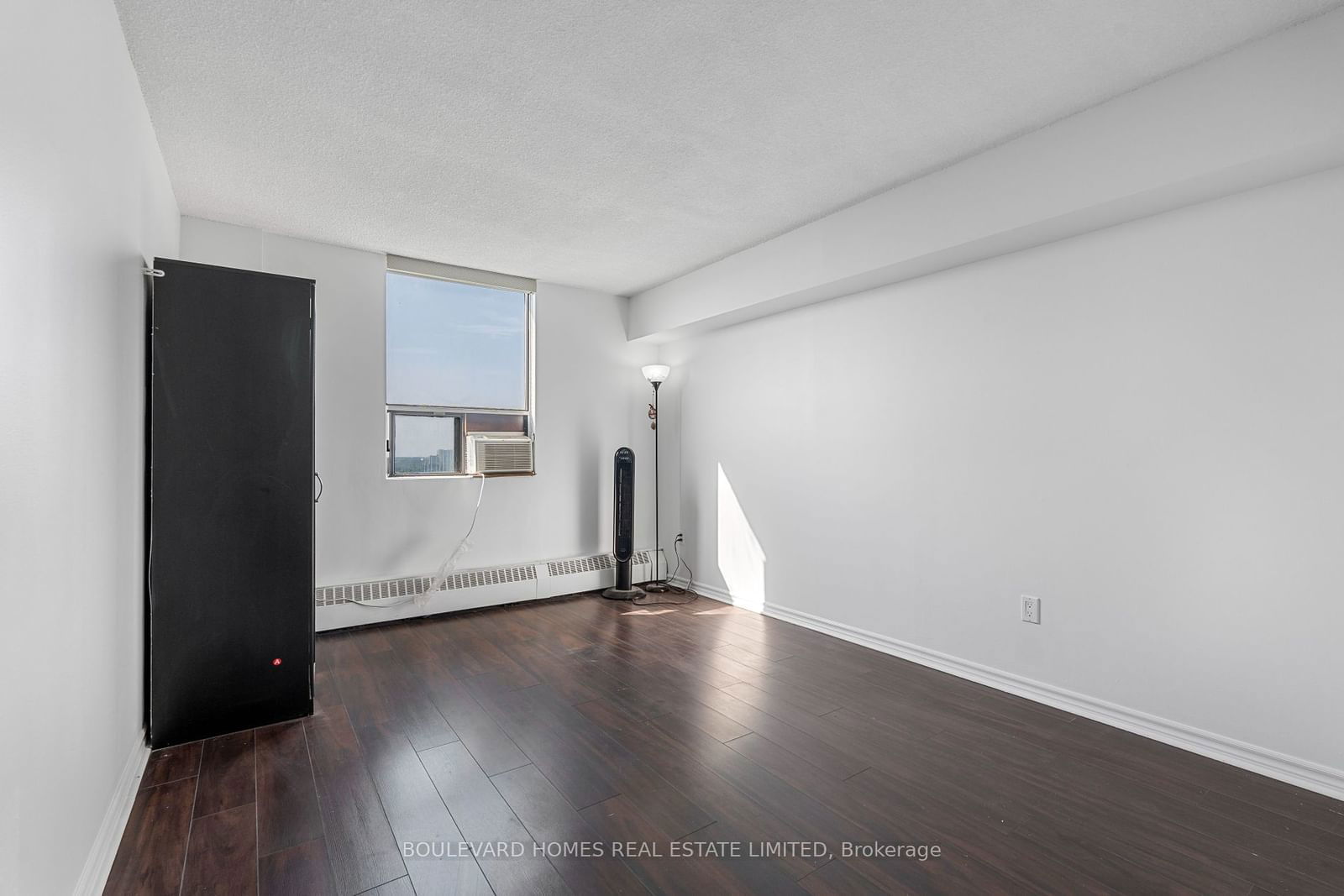 25 Sunrise Ave, unit 1408 for sale - image #19