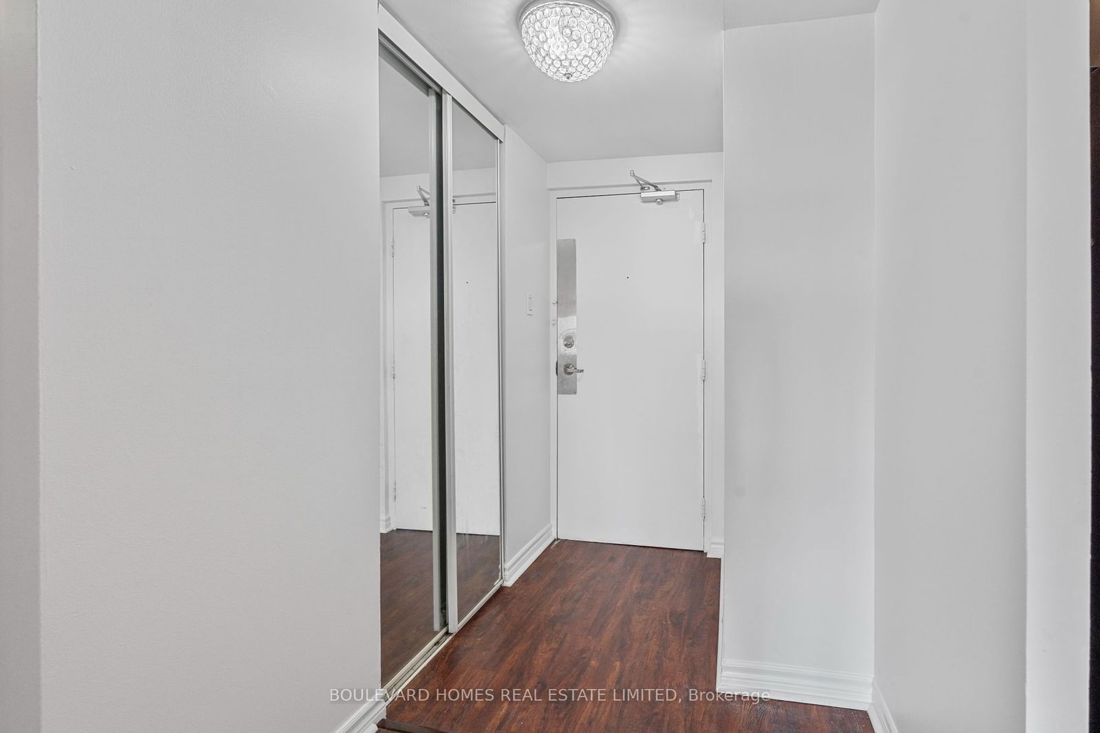 25 Sunrise Ave, unit 1408 for sale - image #5