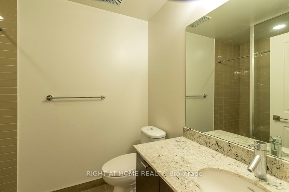 88 Sheppard Ave E, unit 3204 for rent - image #20