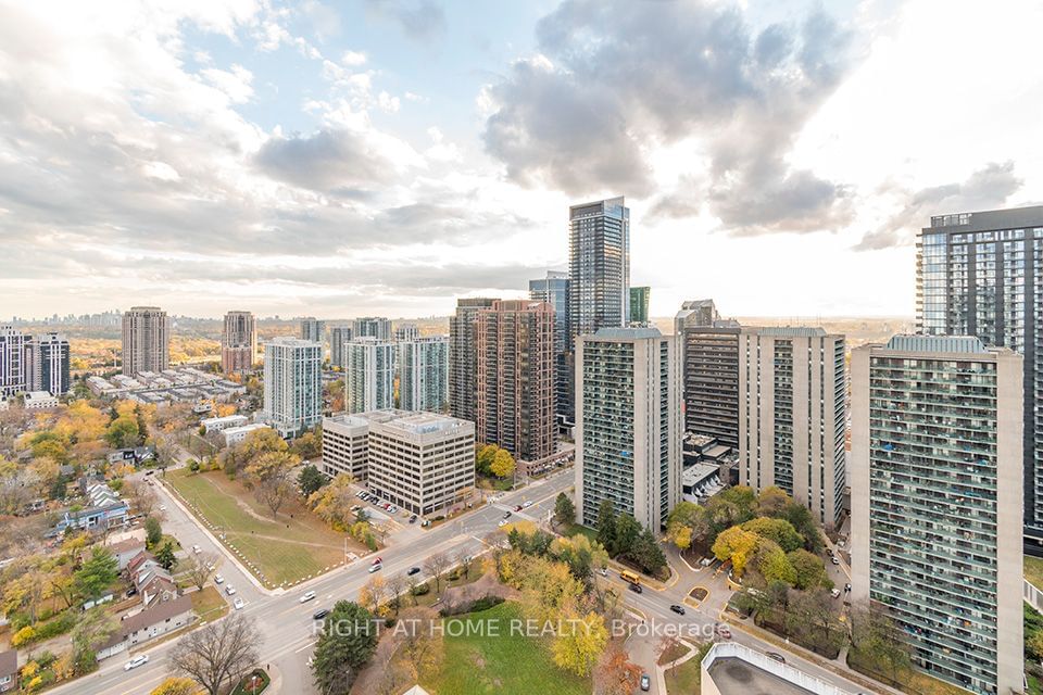 88 Sheppard Ave E, unit 3204 for rent - image #22