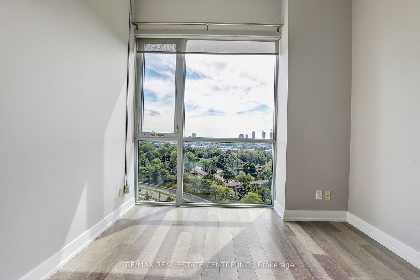 75 The Donway W, unit 1110 for rent - image #12