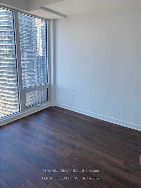 125 Blue Jays Way, unit 3907 for rent - image #5