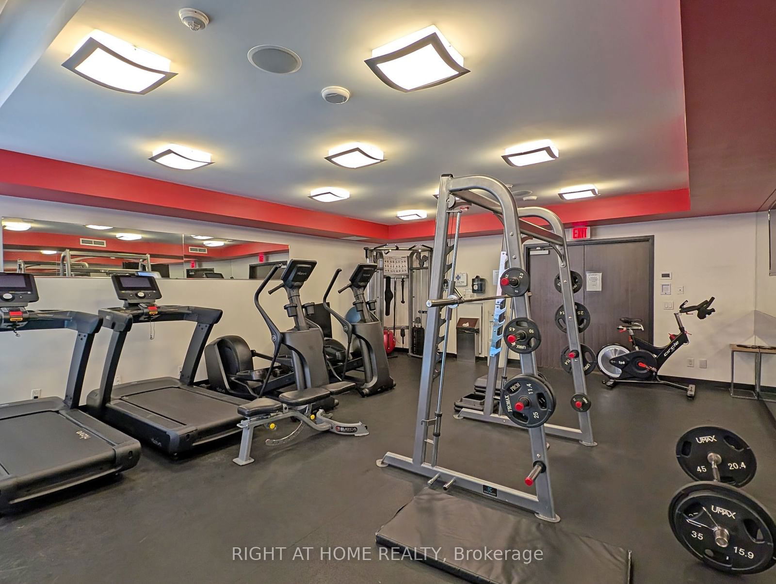 478 King St W, unit 815 for rent - image #17