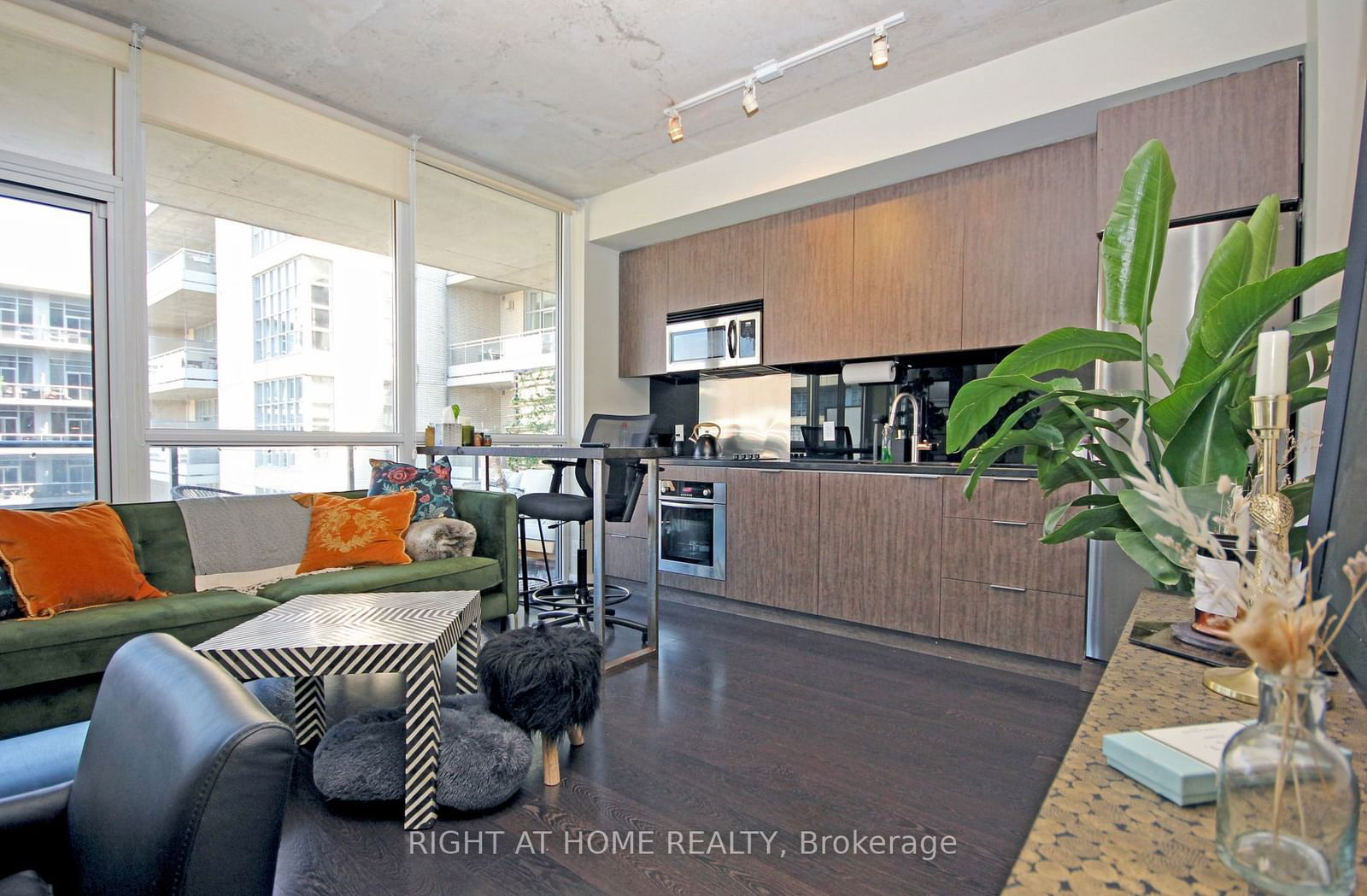 478 King St W, unit 815 for rent - image #3