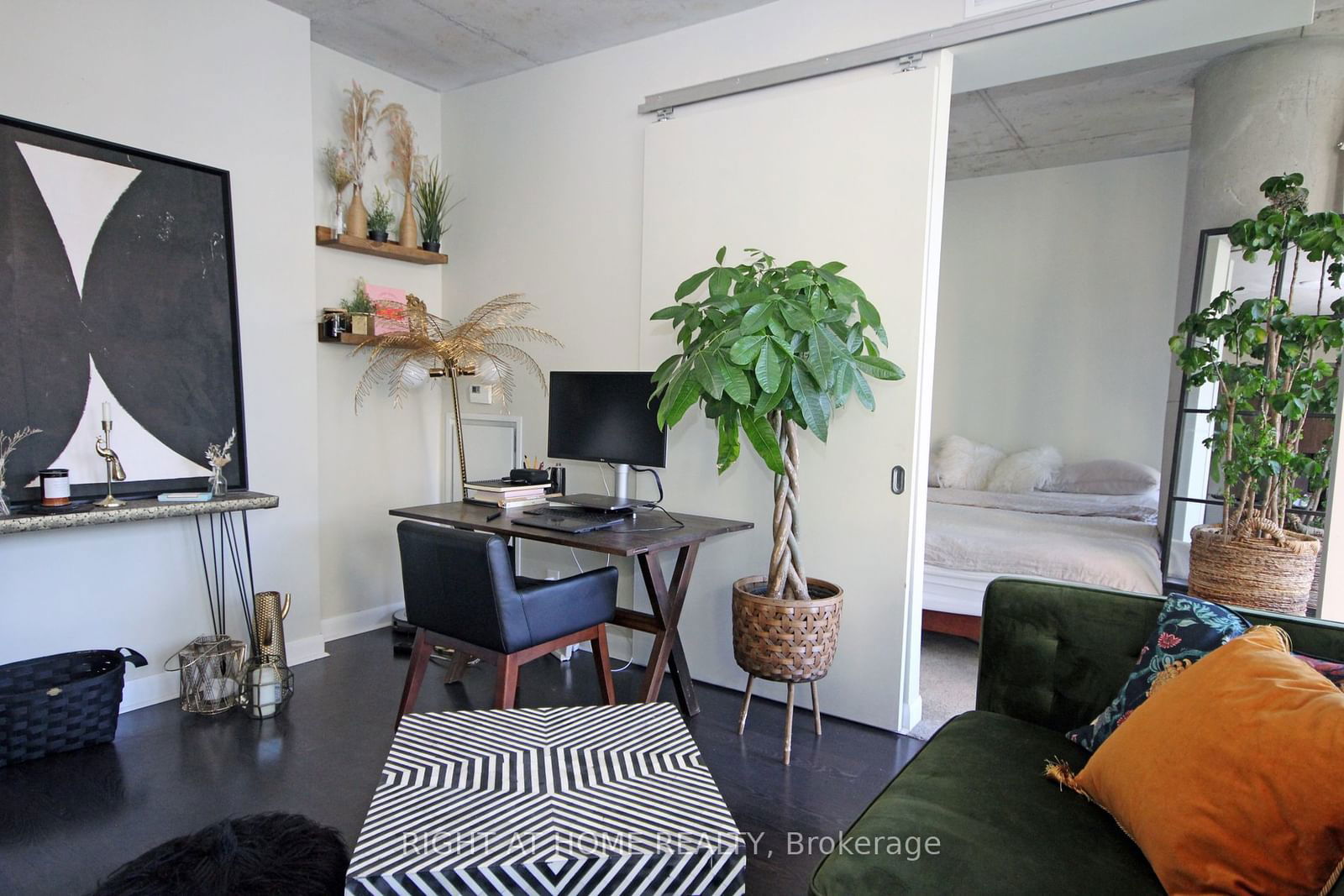 478 King St W, unit 815 for rent - image #7