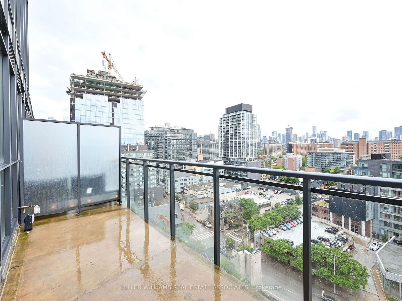 318 King St E, unit 1401 for rent - image #15