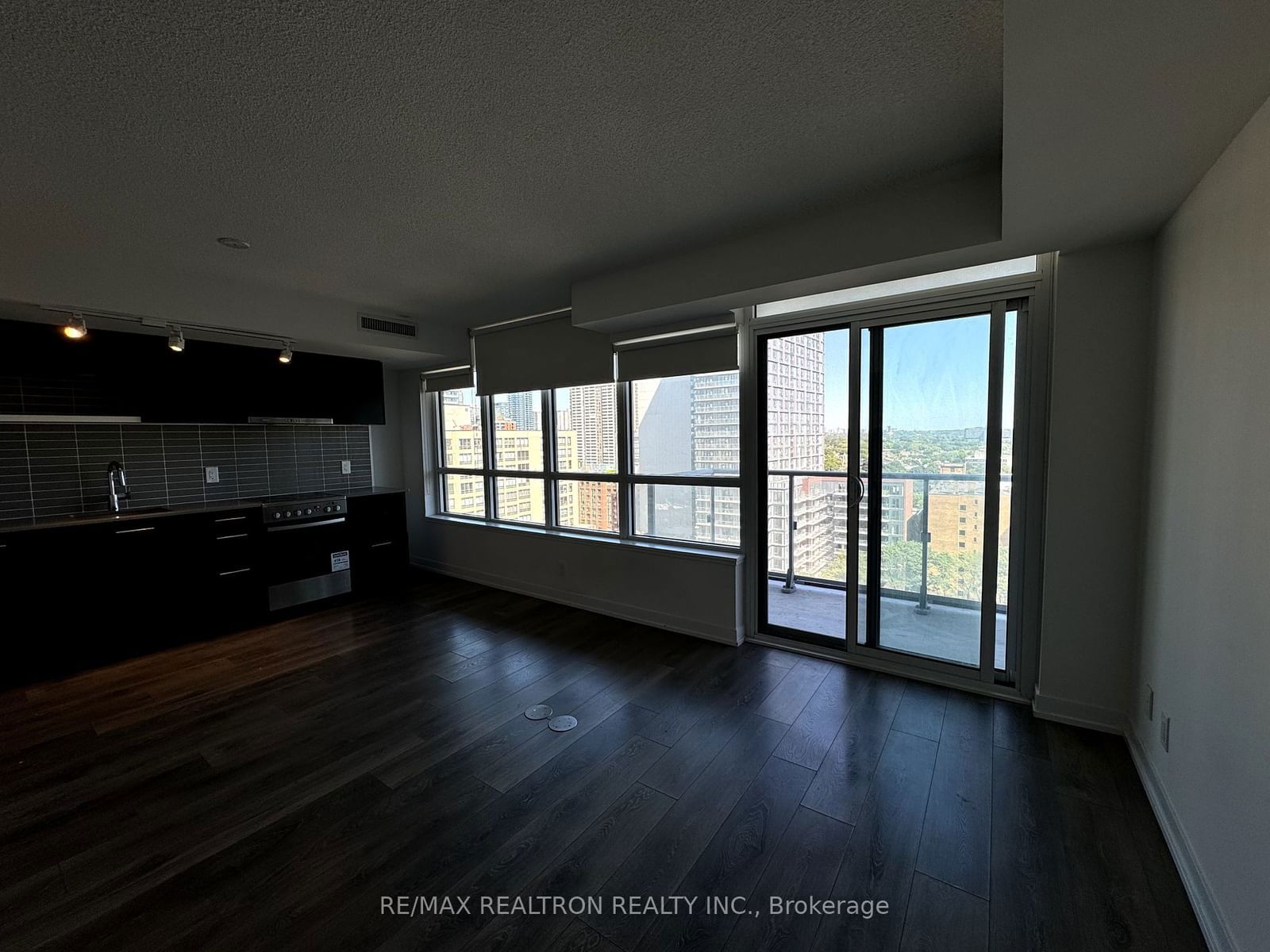 365 Church St, unit 1608 for rent - image #6