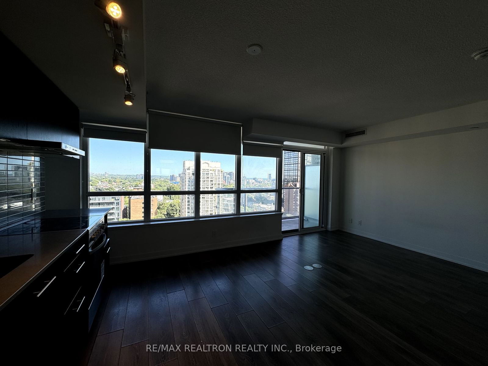 365 Church St, unit 1608 for rent - image #7