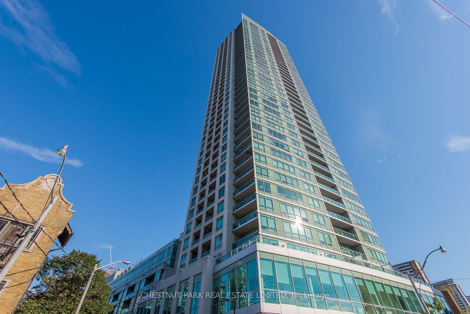 120 Homewood Ave, unit 408 for rent - image #35