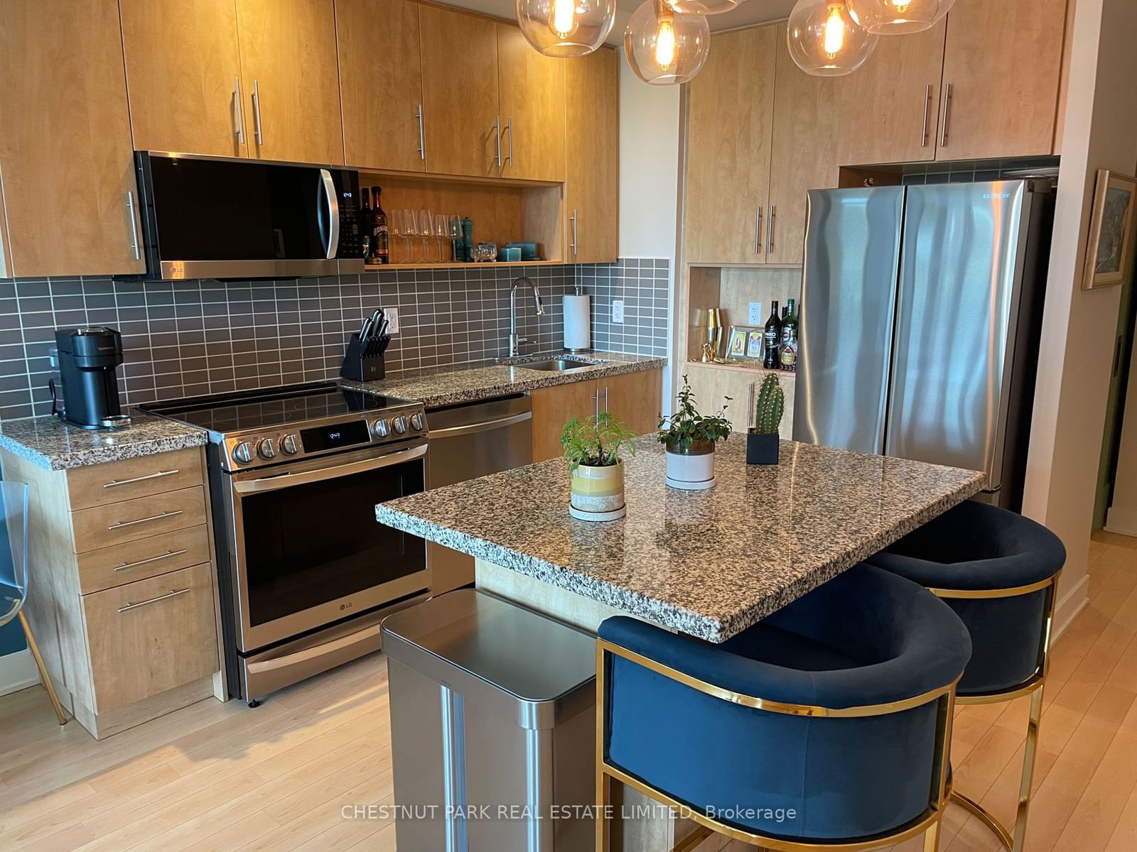 120 Homewood Ave, unit 408 for rent - image #7