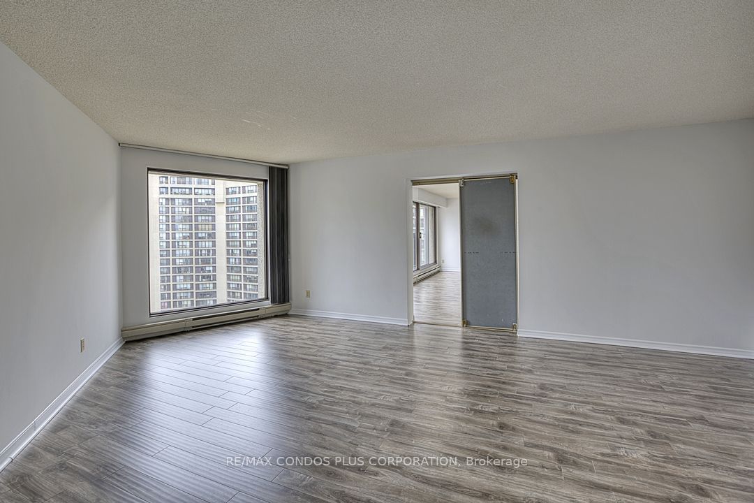 55 Harbour Sq, unit 2913 for rent - image #16