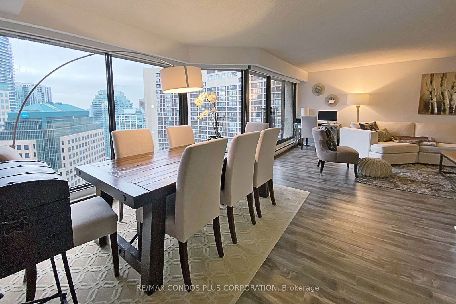 55 Harbour Sq, unit 2913 for rent - image #2