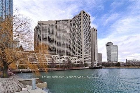 55 Harbour Sq, unit 2913 for rent - image #31