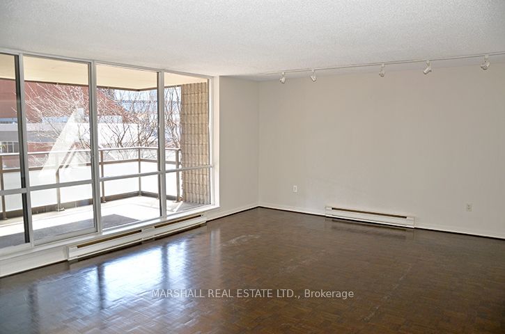 66 Collier St, unit 4A for sale - image #5