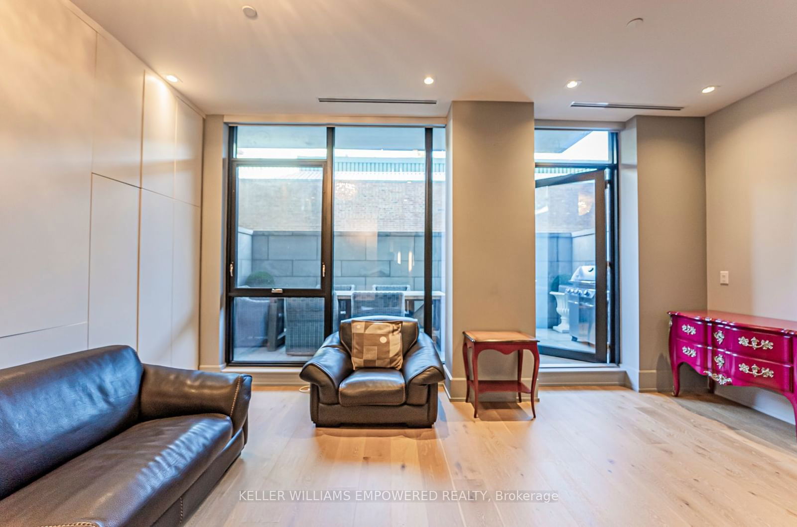 36 Hazelton Ave, unit 3E for sale - image #18