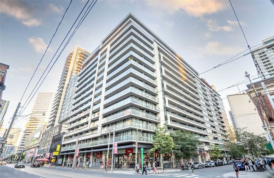 111 Elizabeth St, unit 752 for rent