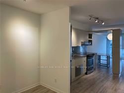 111 Elizabeth St, unit 752 for rent - image #4