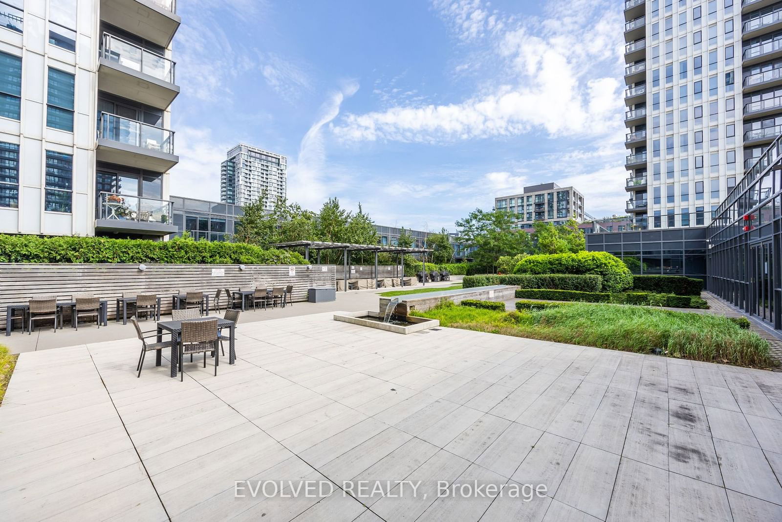 55 Regent Park Blvd, unit 527 for sale - image #28