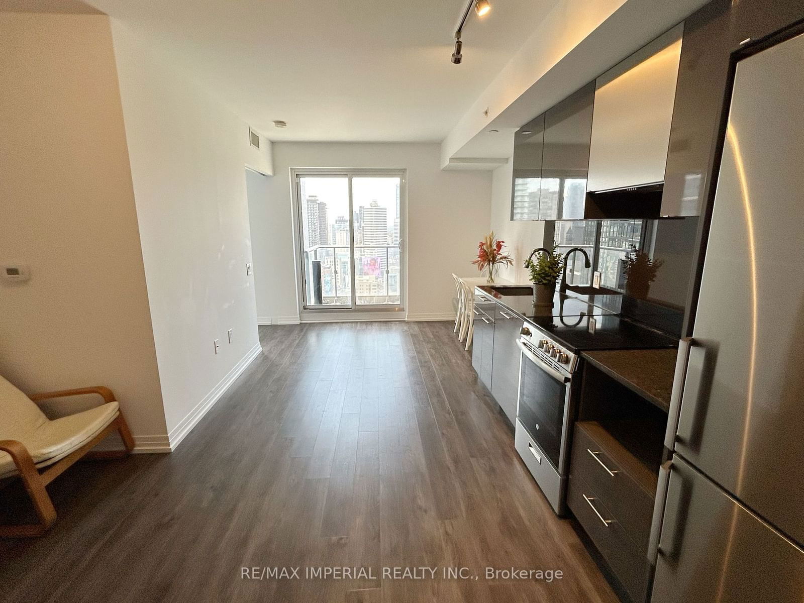 251 Jarvis St, unit 3208 for sale - image #3