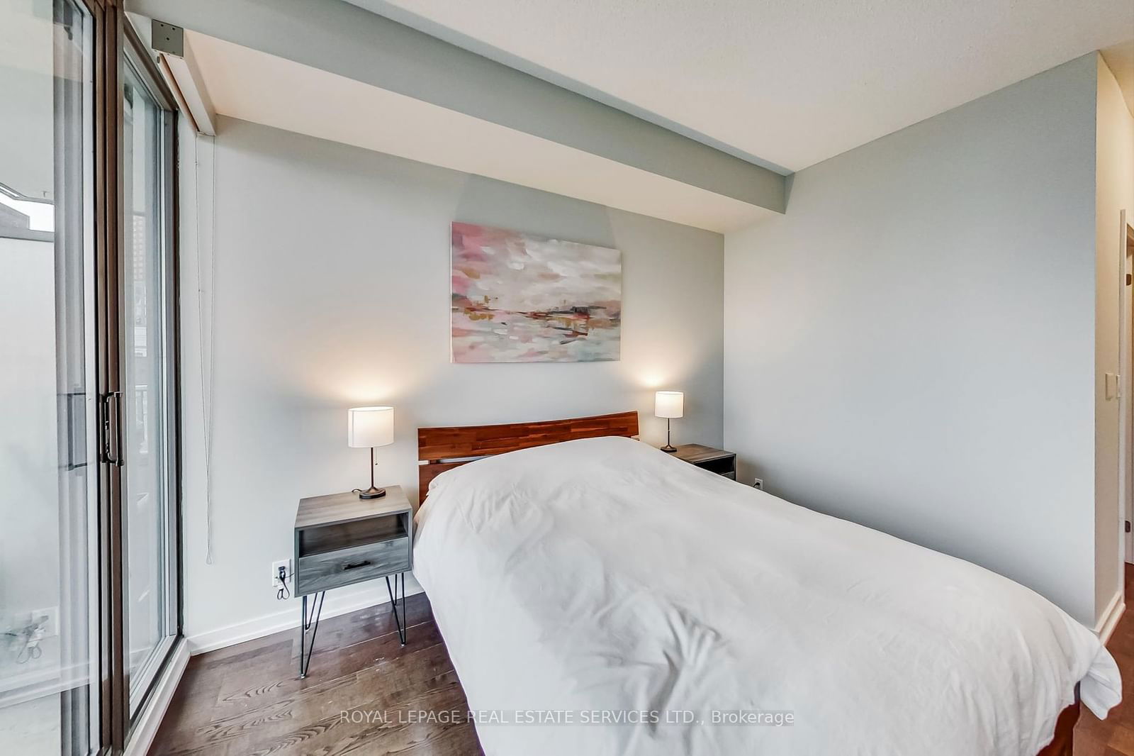 33 Lombard St, unit 2908 for rent - image #11