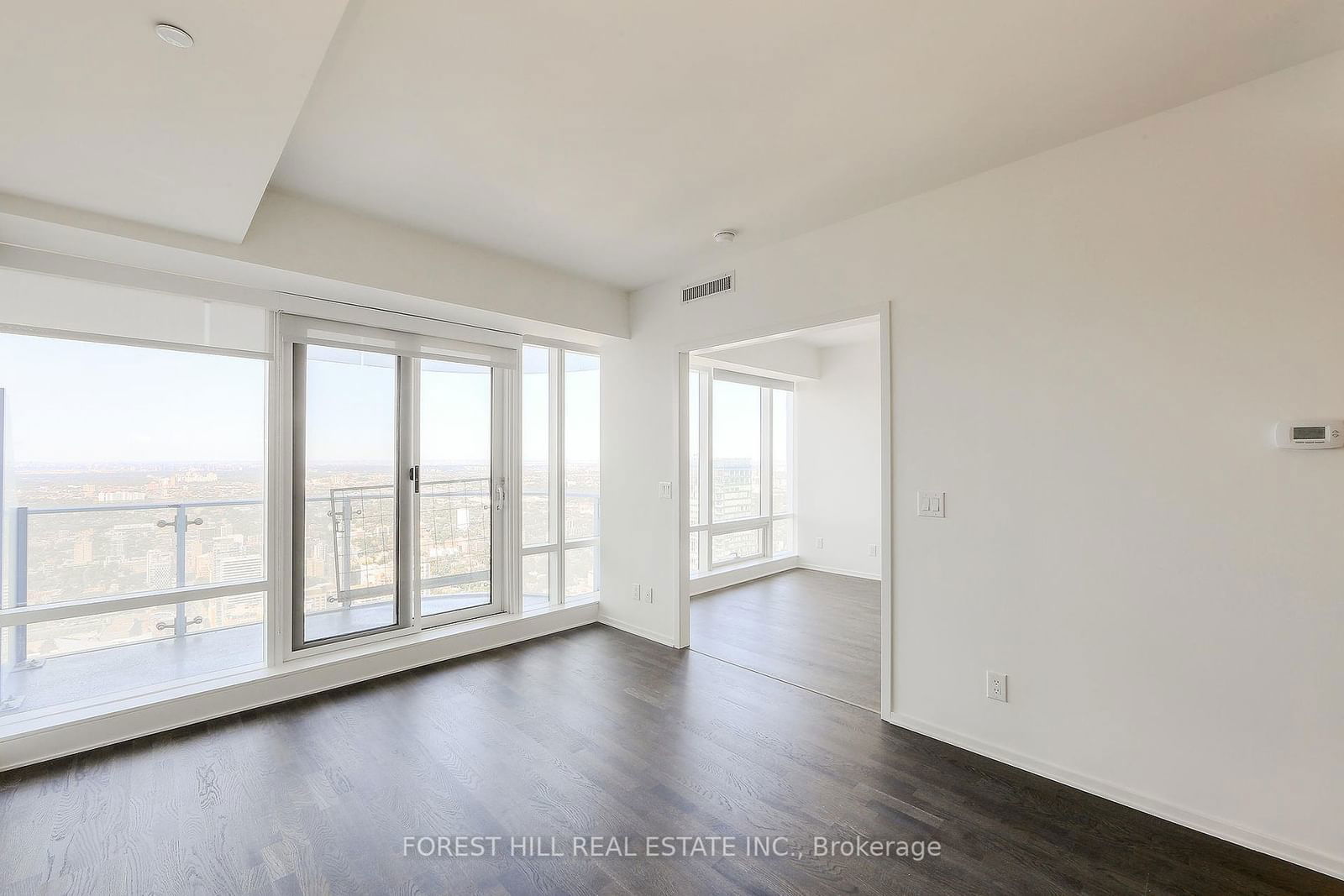 1 Bloor St E, unit 6508 for sale - image #11